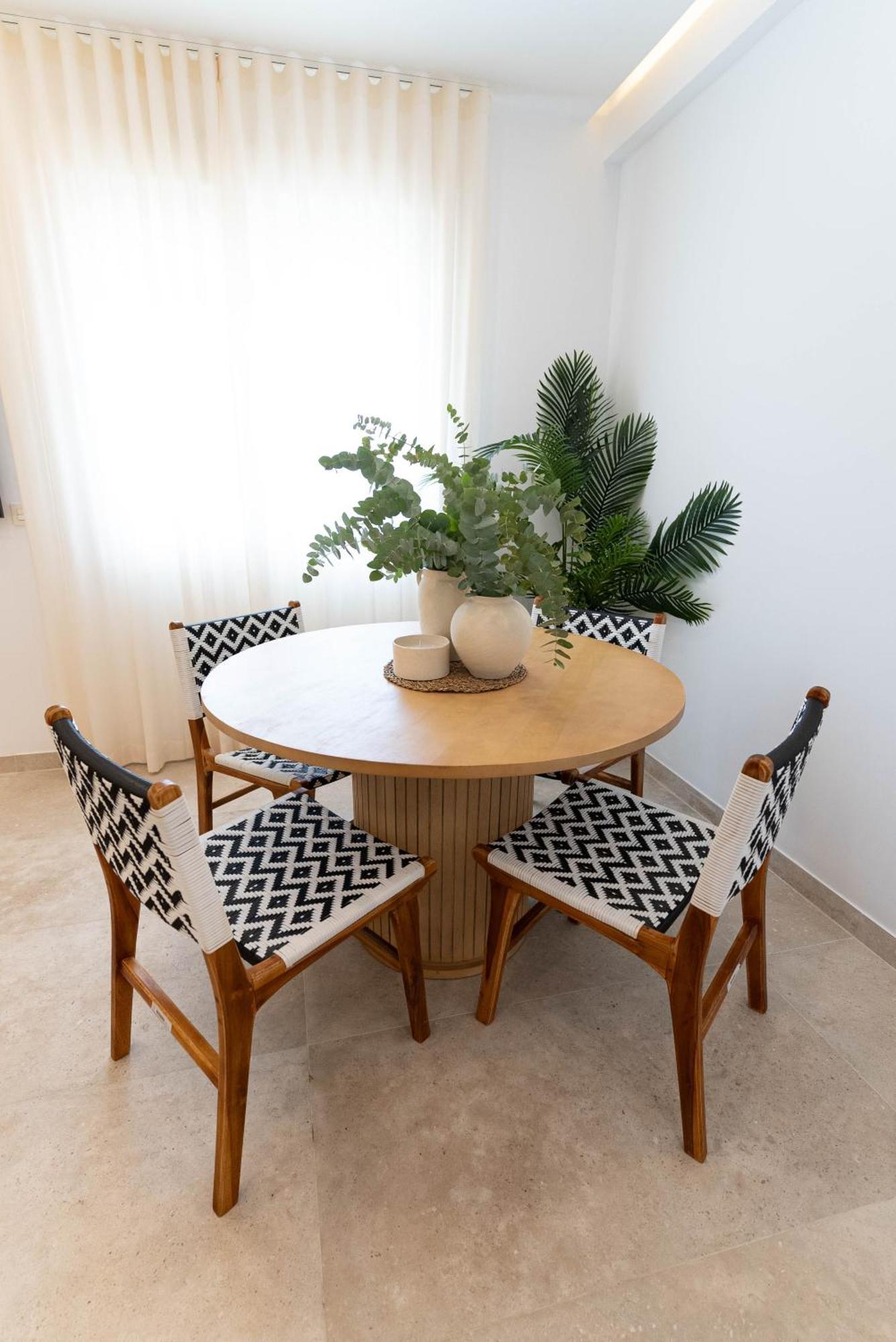 Angeles I By Ele Apartment *